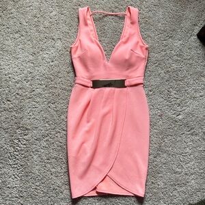 Elegant Pink Sleeveless Dress